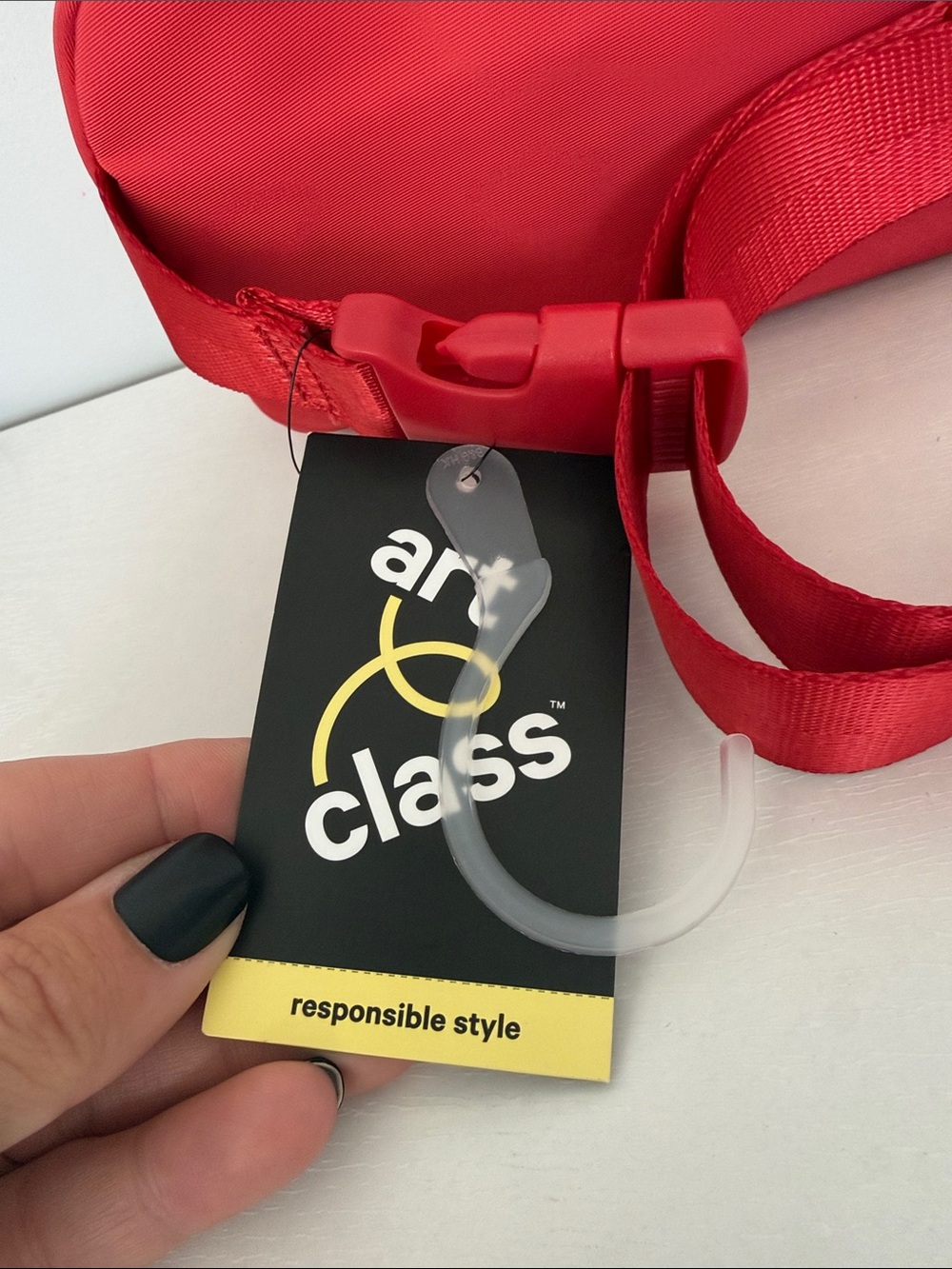 NWT - art class Red Nylon Crossbody Bag with Strap - Picture 2 of 5